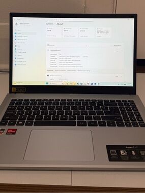 Acer Aspire 3 15 AMD Ryzen 3 8 GB DDR5 128 GB SSD